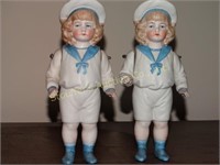 2 Porcelain dolls w/jointed arms 7"t