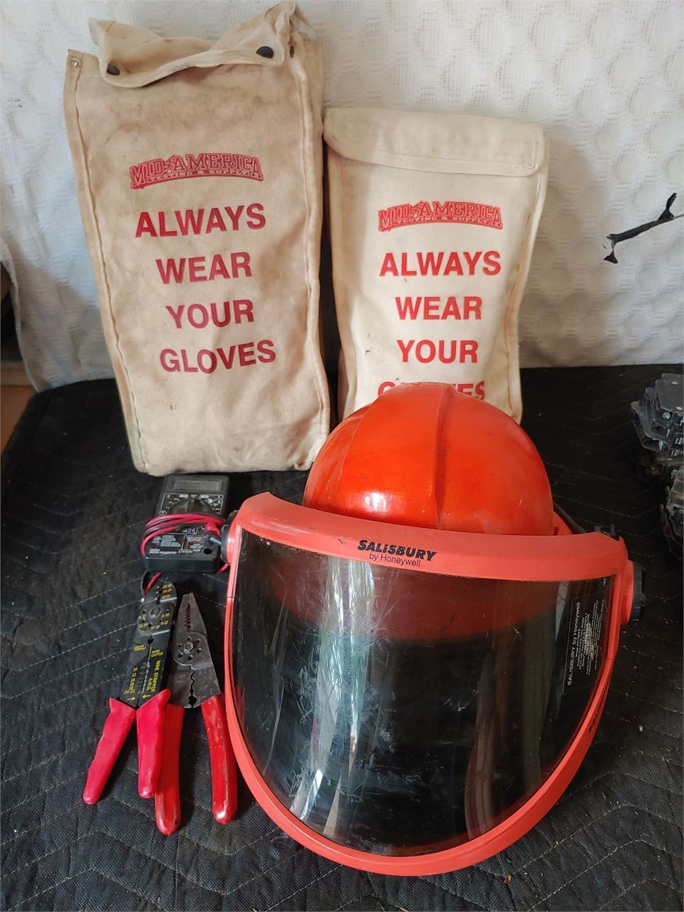 Electrical - Lineman PPE and tools