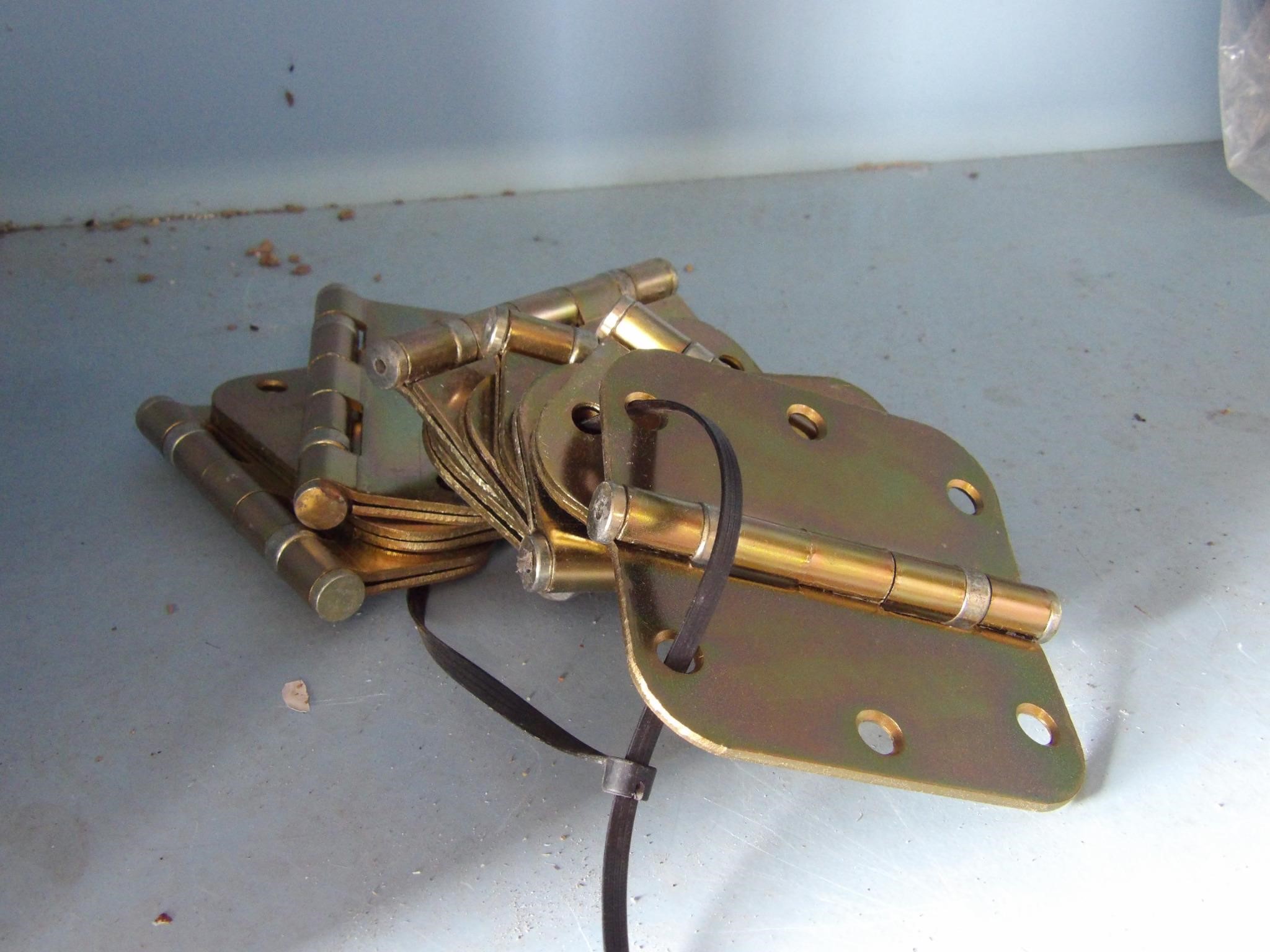 10 Brass Colored 3.5" Hinges