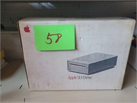 Vintage Apple Mac Vintage 3.5 Drive UNUSED !!!