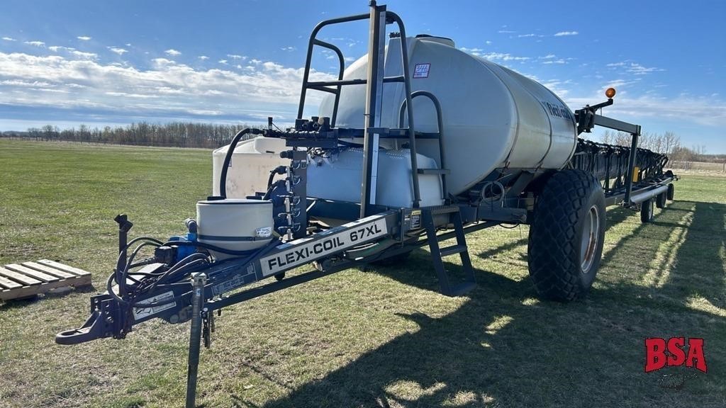 Flexicoil 67XL 110' Sprayer