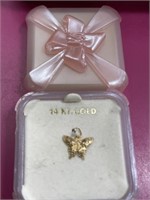 14k Gold butterfly necklace pendant oin pink box