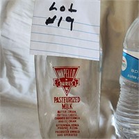 Wapello Dairy Milk Bottle Ottumwa Iowa