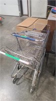 2 SHOPPING CARTS