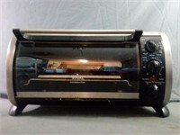 RIVAL Convection/ Toaster Oven Powers On