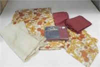 ASSTD BED SHEETS-FLORAL & RED