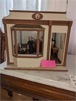 "Parlour visit" Diorama in Display case