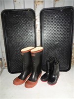FISHING BOOTS AND TRAYS