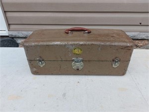 Metal Union Fish Tackle Box / Tool Chest Vintage