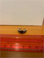 Beautiful new silver tone ring size 9