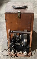 (JL) Vintage Wooden Radio