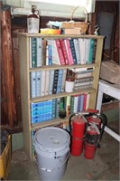 Lot - Bookcase with books, table, lamp, Coke