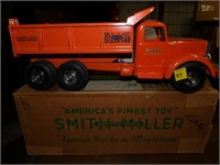 Smith-Miller Blue Diamond Dump Truck w/Box