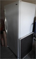 Kenmore model 253 upright freezer with exterior