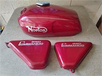 Norton Commando Gas Tank & Side Panels