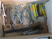 Wrenches, Box knifes
