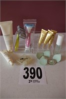 Cosmetics Storage, Razors & Miscellaneous(R6)