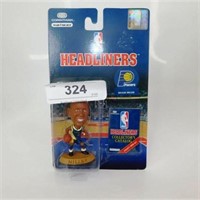 HEADLINERS BASKETBALL FIGURE