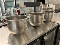 Lot of three stainless steel 12qt mixing bowls