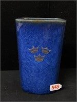 Chinese blue royalty vase