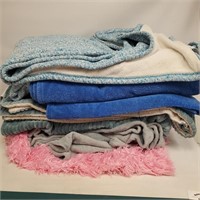 4 Preowned Comfy Blankets & Smaller Pink Fuzzy