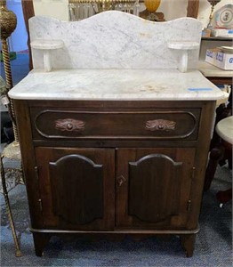 ANT. WALNUT VICTORIAN MARBLE TOP WASHSTAND