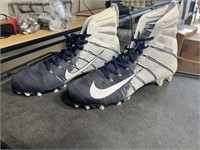 Nike football cleat size 16, A03006-101