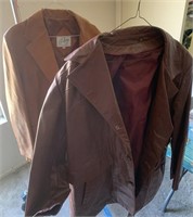 W - LOT OF 2 MEN'S DRESS JACKETS (A152)