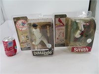 2 figurines de Baseball dont Joe Dimaggio