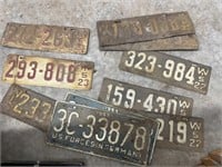 VINTAGE LICENSE PLATE COLLECTION