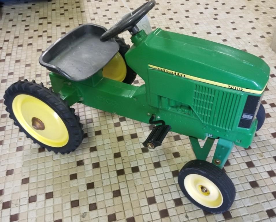 Vintage JD 7410 pedal tractor