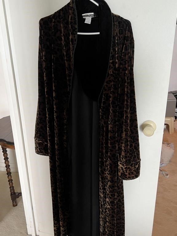 Velvet Leopard Vanity Fair Robe