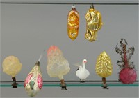 GROUPING OF EIGHT GLASS CHRISTMAS TREE ORNAMENTS