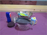 ASSTD. KITCHEN ITEMS