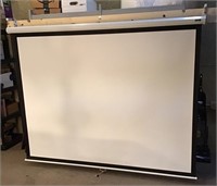 Retractable Projection Screen