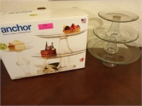 Anchor three-tiered platter set