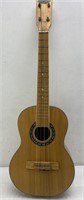 Vintage ukulele Carmencita