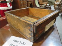 OLD WOOD SHIPPING CRATE BOX