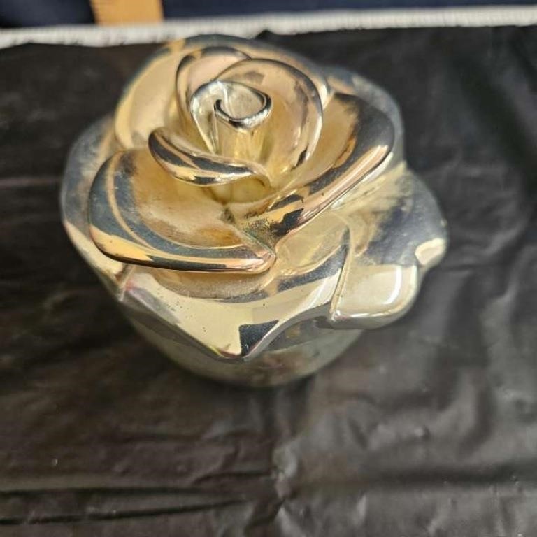 rose jewelry holder