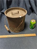 Metal Pain Can w/ Lid
