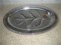 7884 Madison Oval Serving Tray .75 x 18.5 x 13