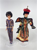 (2) VTG Barbies of the World: Singapore & Chinese