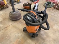 RIGID SHOP VACUUM