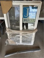 Jeld-Wen Window, new 25.5" x 40" & roll of screen
