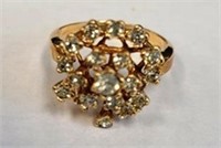 18KT HGE ring size 8.25