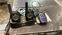 3 cobrawalkie talkies