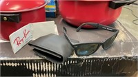 Ray ban folding glasses w case