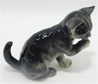 * Vintage Ucagco Gray Tabby Cat Figurine - 4 3/8”