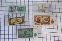 LOT OF FOREIGN CURRENCY