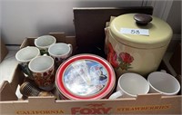 Flat with canister, mugs, tin